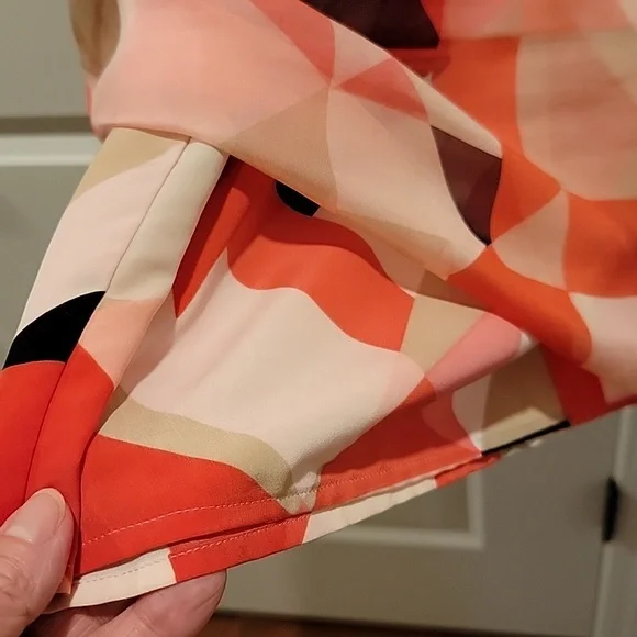 Vince Camuto geometric patterned dress - Picture 3 of 5